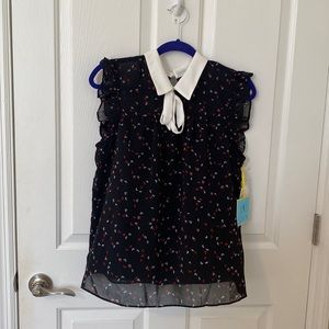 CeCe Black and White Pointed Collar Shirt